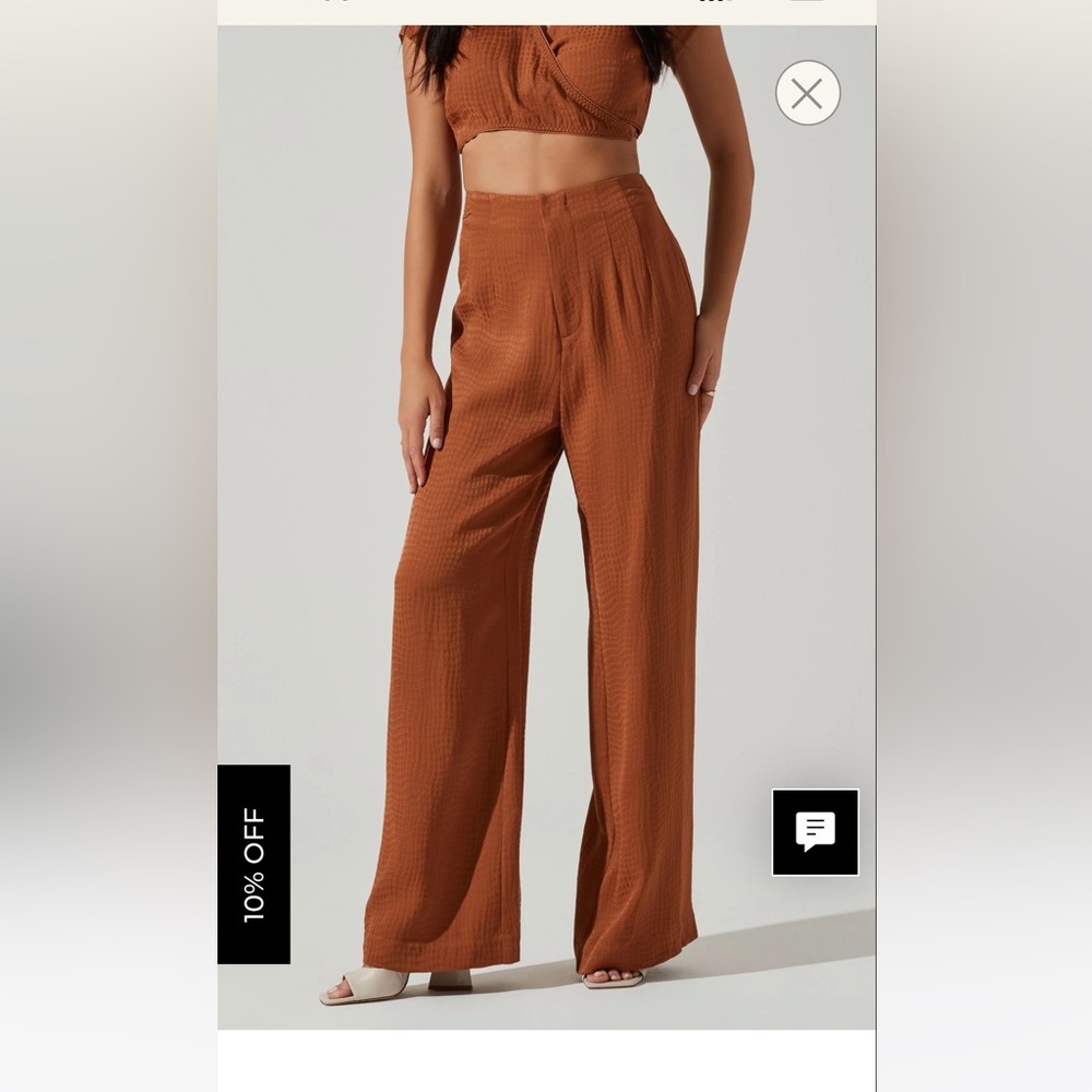 NWT ASTR Sayla Wide Leg Pant - Size M/ Caramel